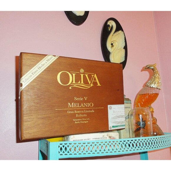 Vintage Oliva Wood Cigar Box stash box wooden jewelry box trinket box - Picture 9 of 12